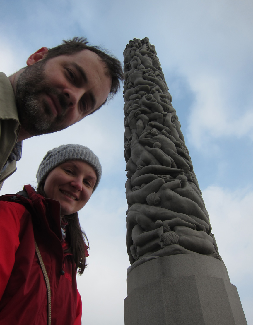 Justyna and Bryan Whitehead at the Vigelandsparken Sculpture Park